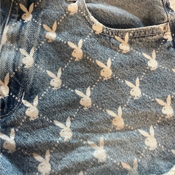 Playboy shorts - Picture 2 of 5